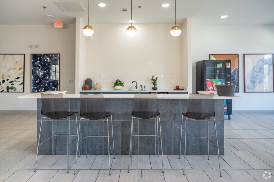 More Photos Of 2330 Jack Warner Pkwy, Tuscaloosa Apartments For Sale