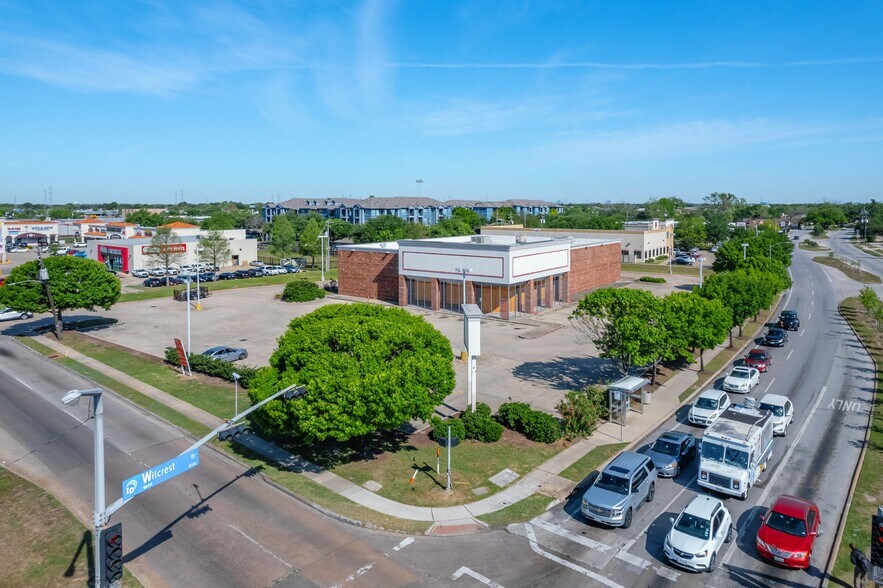 Primary Photo Of 10902 Bissonnet St, Houston Drugstore For Sale
