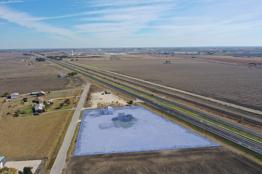 Primary Photo Of 5860 Limmer Loop, Hutto Warehouse For Lease
