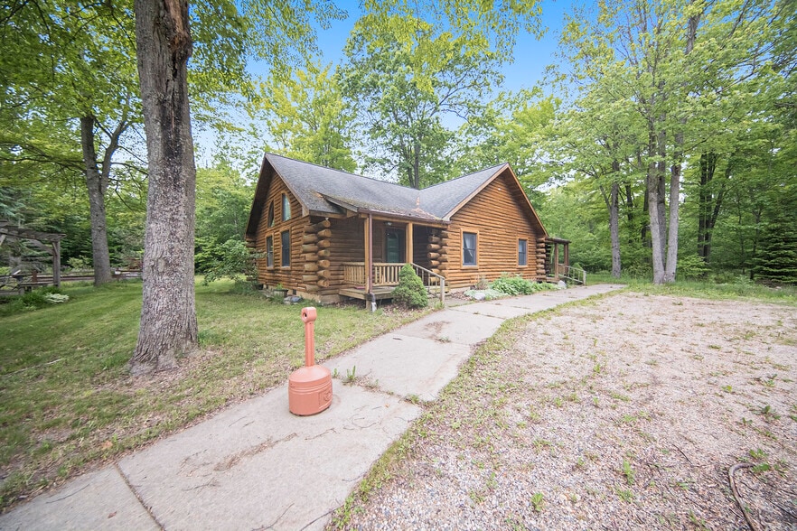 More Photos Of 355 Mannsiding Rd, Harrison Rehabilitation Center For Sale