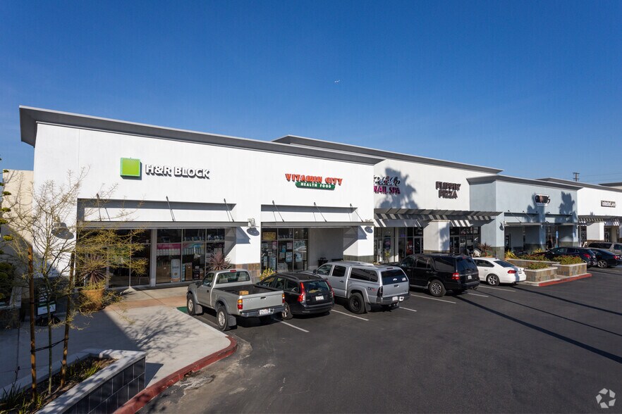 More Photos Of 6337 E Spring St, Long Beach Unknown For Lease