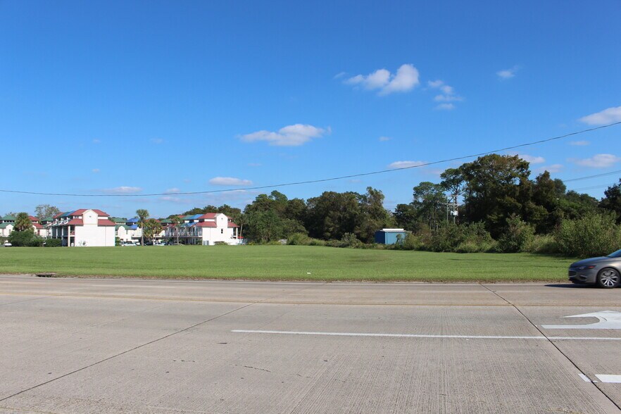 More Photos Of 3019 & 3037 Barrow Street St, Houma Land For Sale