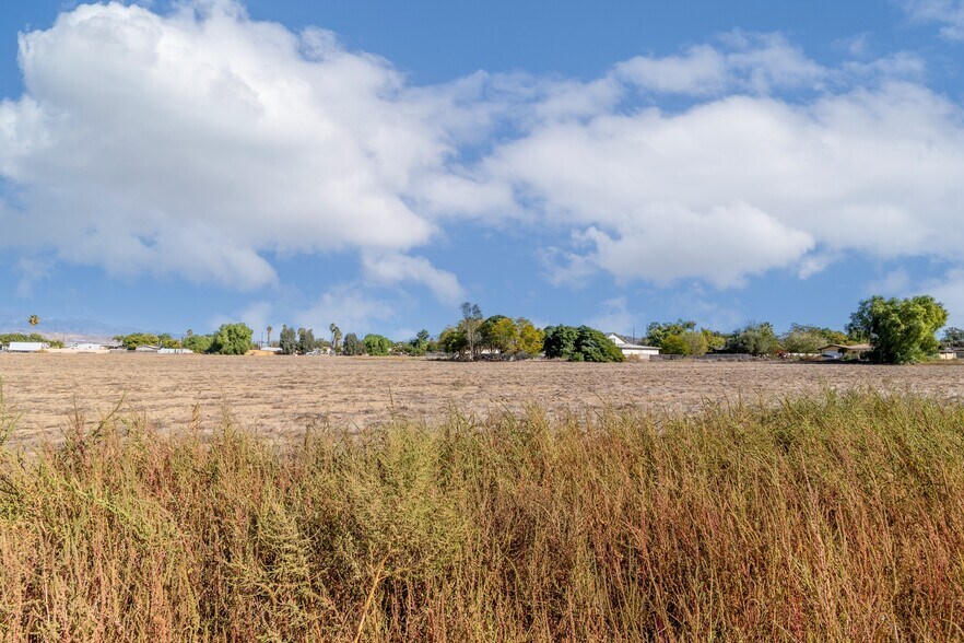 More Photos Of Lakeview Ave @ Ramona Expressway, Nuevo Land For Sale