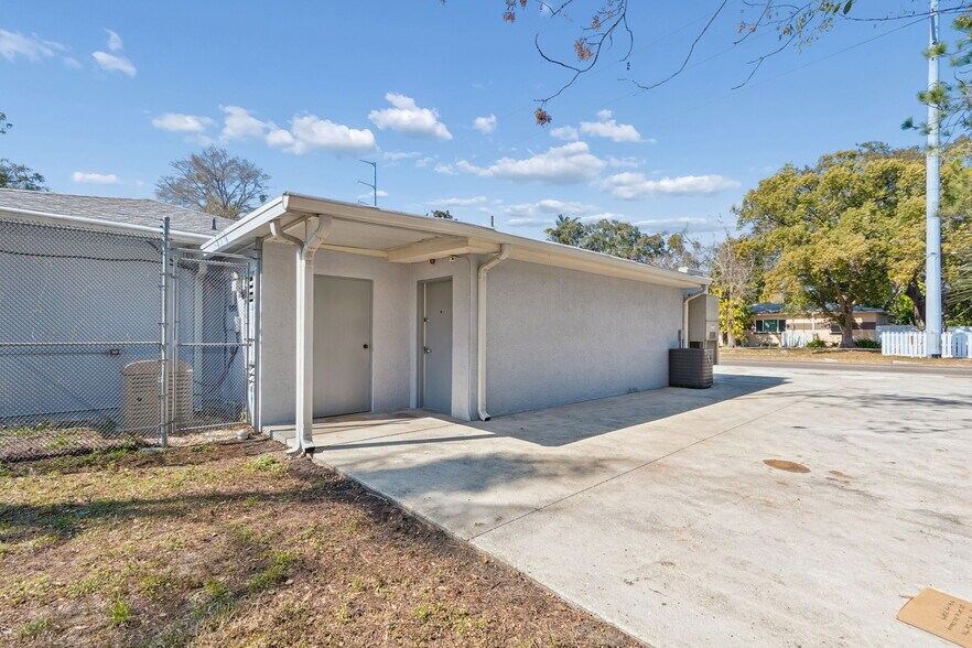More Photos Of 1408 W Linebaugh Ave, Tampa Office Residential For Sale