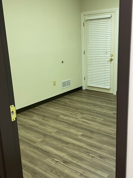 More Photos Of 3121 Cross Timbers Rd, Flower Mound Office For Lease