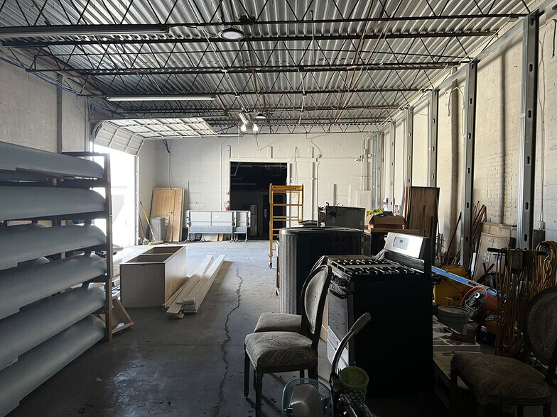 More Photos Of 3602 Navigation Blvd, Houston Freestanding For Sale