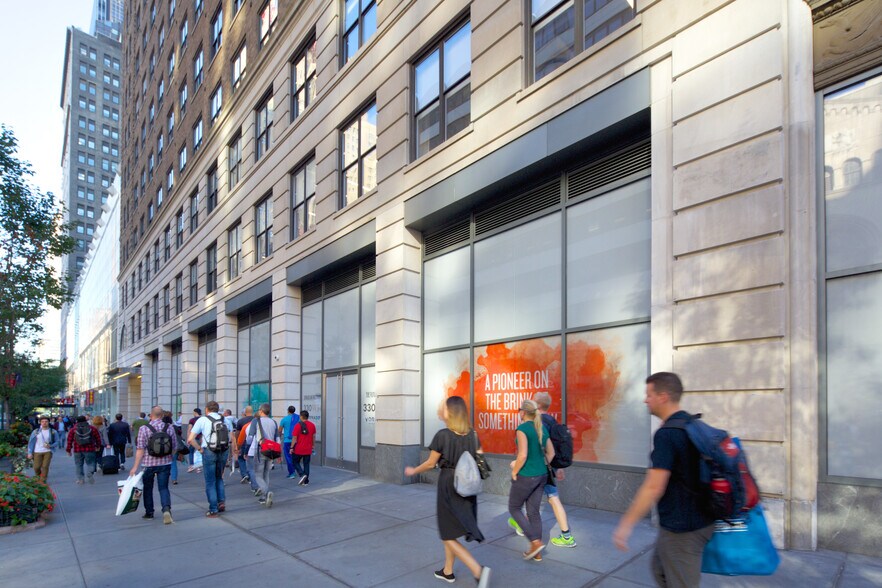 More Photos Of 330 W 34th St, New York Office For Lease