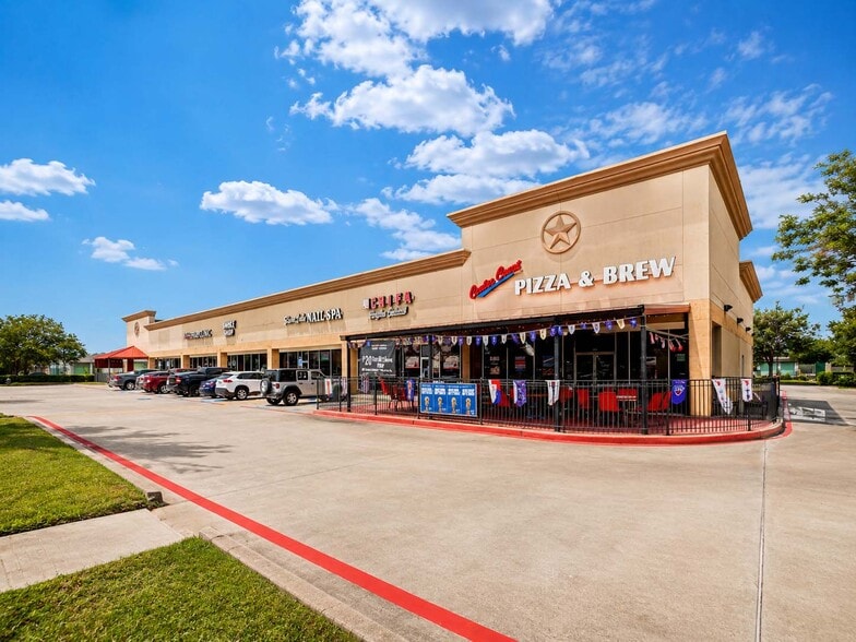 More Photos Of 9721 W Broadway St, Pearland Restaurant For Sale