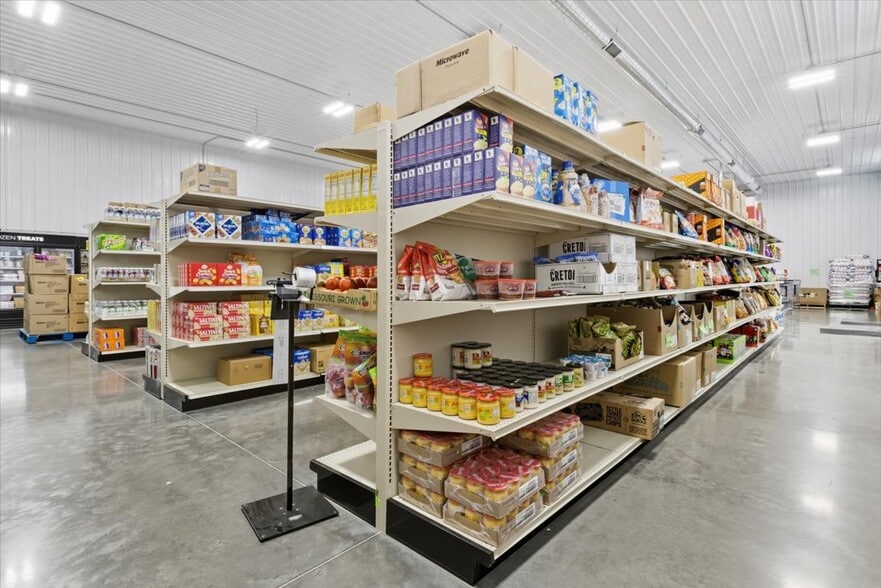 More Photos Of 105 N Broadway St, Syracuse Freestanding For Sale