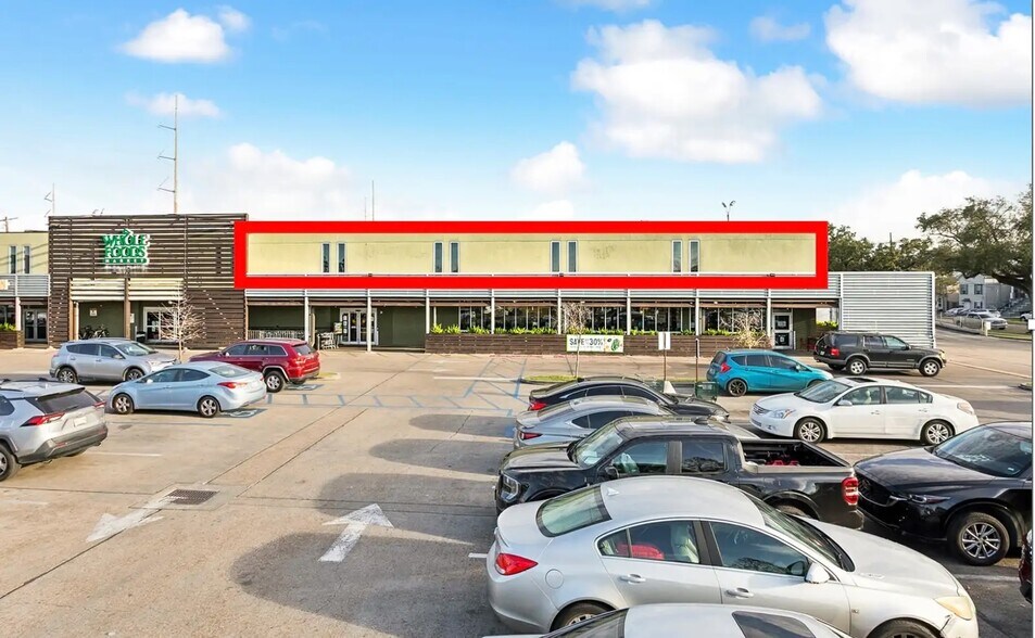 Primary Photo Of 300 N Broad St, New Orleans Supermarket For Lease