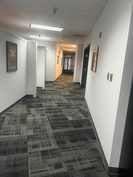 More Photos Of 9410 Annapolis Rd, Lanham Medical For Lease