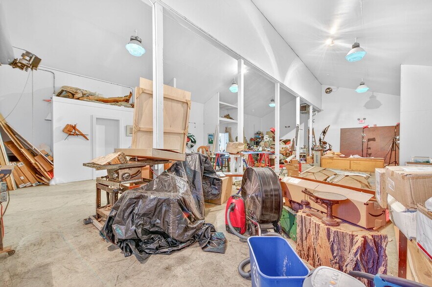 More Photos Of , Woodstock Unknown For Sale