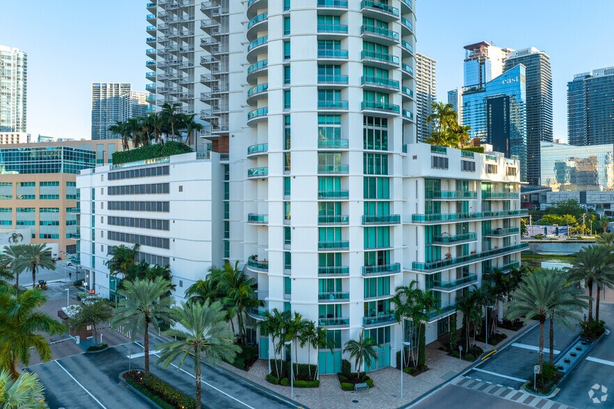 More Photos Of 350 S Miami Ave, Miami Apartments For Sale