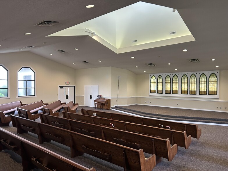 More Photos Of 31 Calhoun Ave, Greenville Religious Facility For Sale