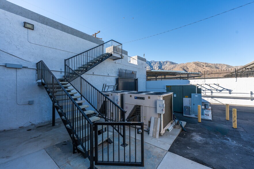 More Photos Of 3535 N Anza Rd, Palm Springs Warehouse For Lease