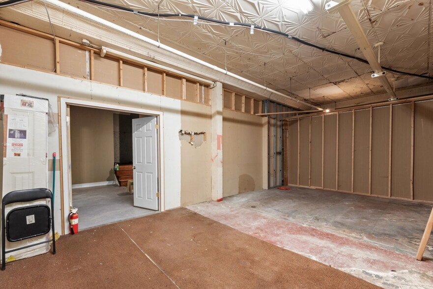 More Photos Of 1218-1220 Tamm Ave, Saint Louis Storefront Retail Residential For Lease