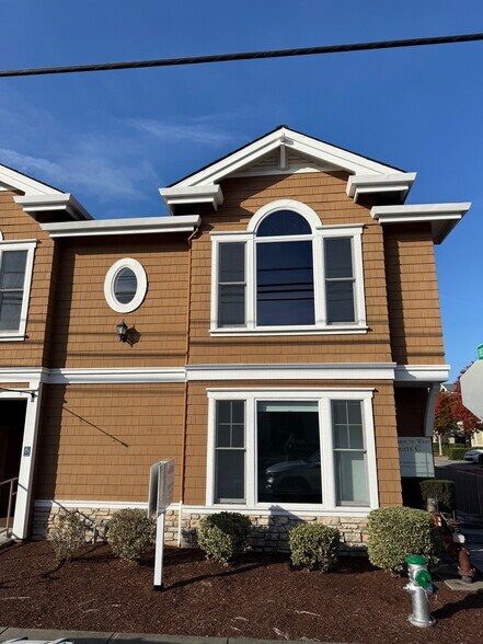 More Photos Of 645 W 1st St, Sonoma Office For Lease
