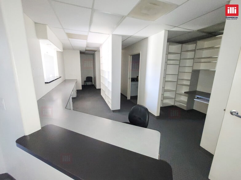 More Photos Of 2035-2045 Saviers Rd, Oxnard Medical For Lease