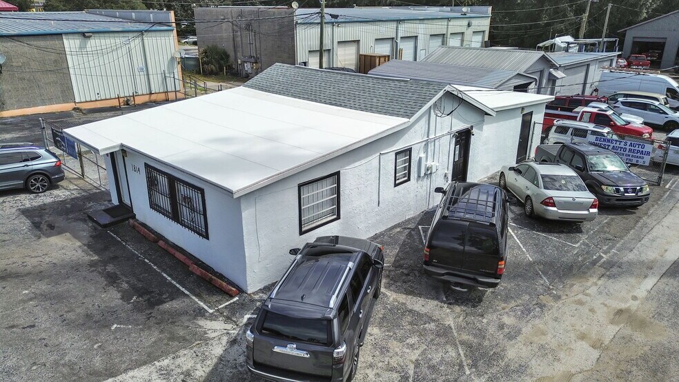 More Photos Of 1814 S Parsons Ave, Seffner Auto Dealership For Sale