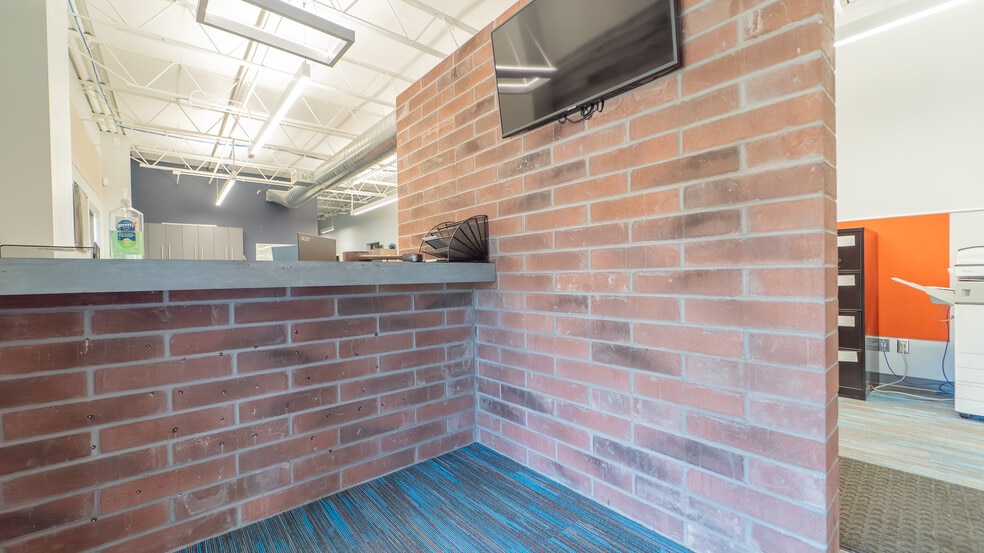 More Photos Of 6610 Shepherd Ave, Portage Distribution For Lease