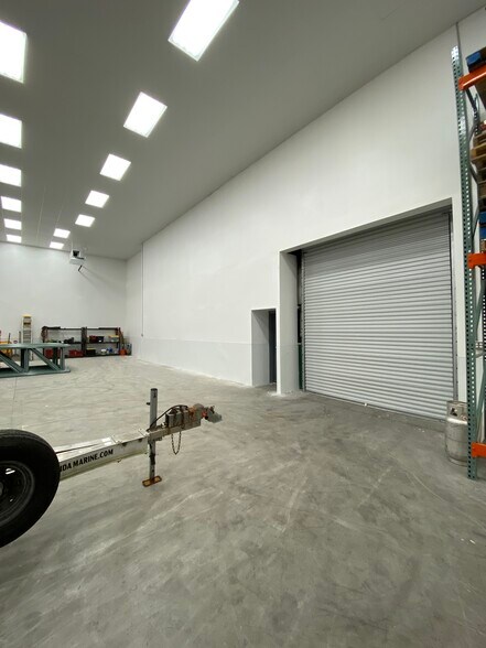 More Photos Of 7465 Commercial Cir, Fort Pierce Warehouse For Sale