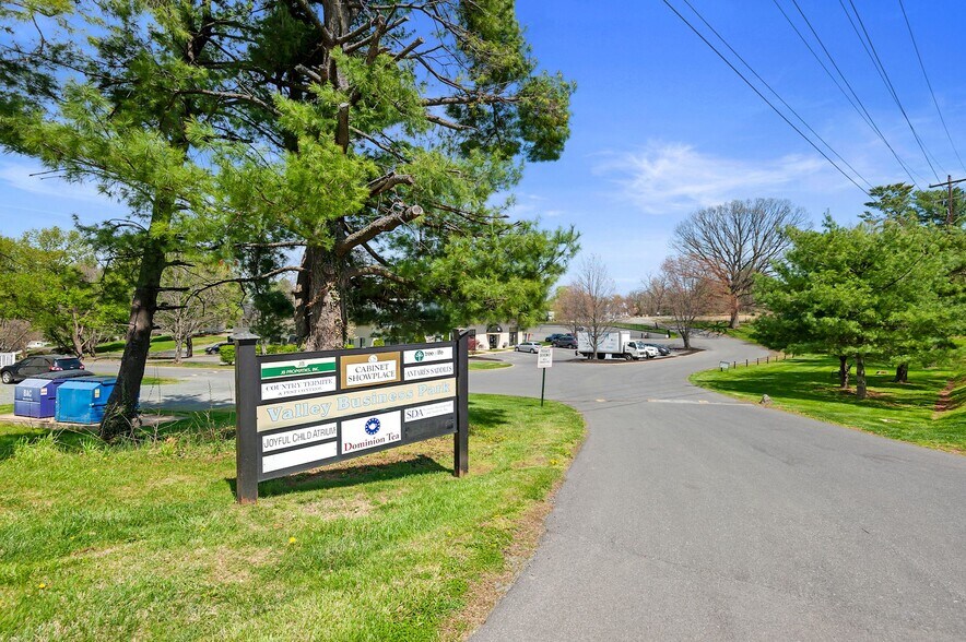 More Photos Of 200 N Brewster Ln, Purcellville Land For Sale