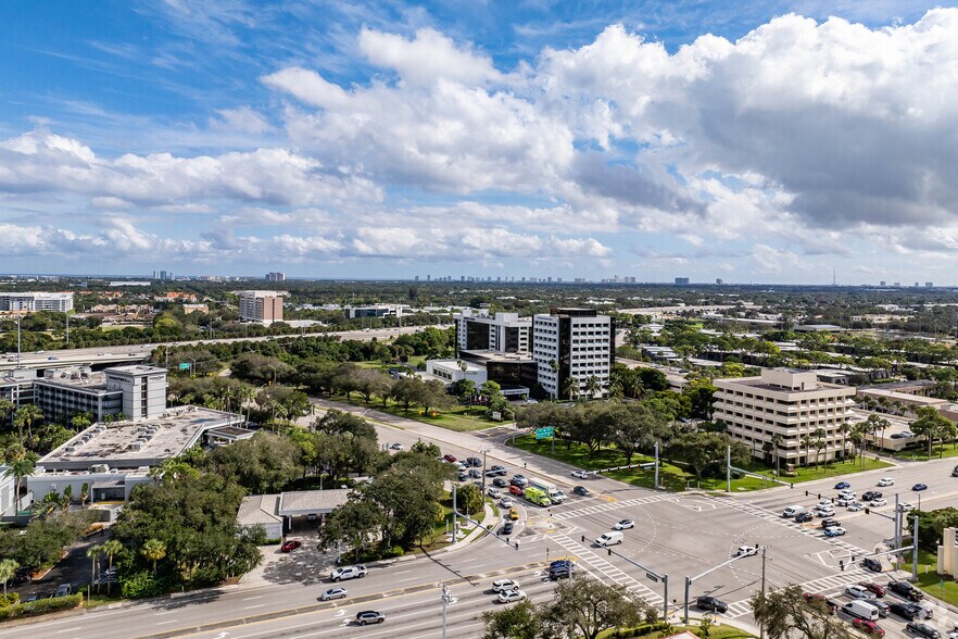 More Photos Of 4440 PGA Blvd, Palm Beach Gardens Office For Lease