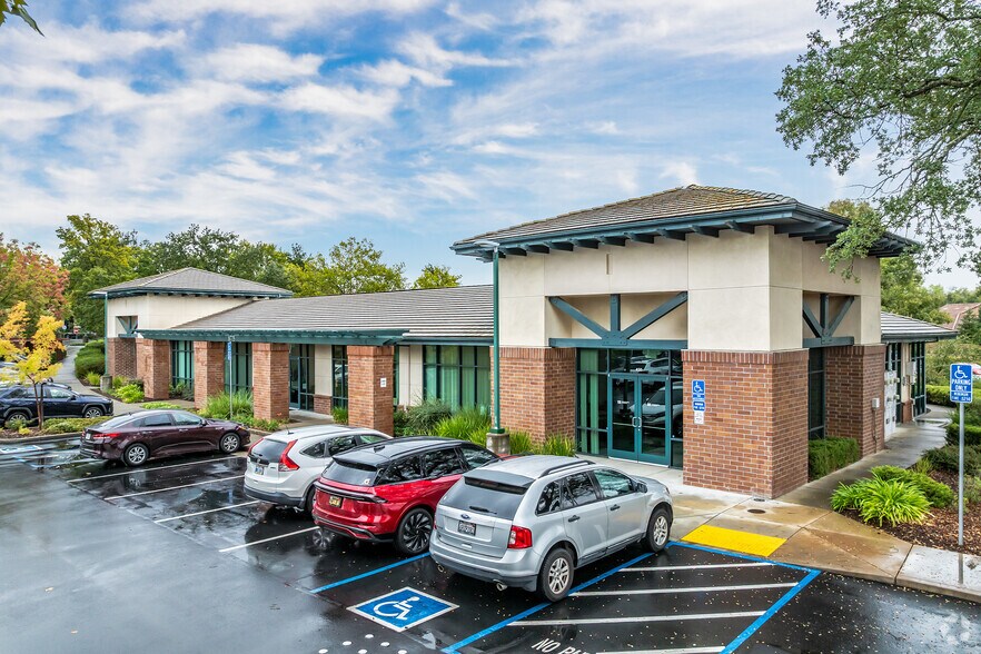 Primary Photo Of 8775 Sierra College Blvd, Granite Bay Medical For Sale