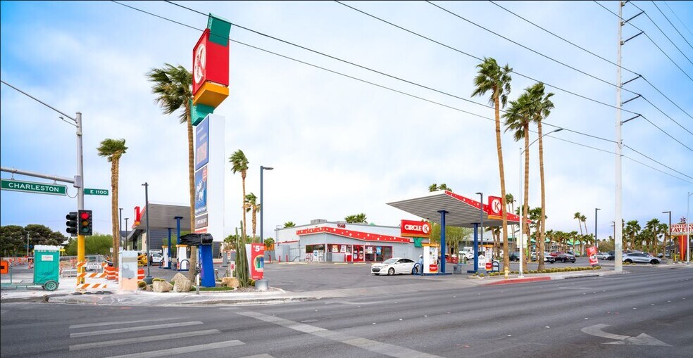 More Photos Of 1140 E Charleston Blvd, Las Vegas Service Station For Sale