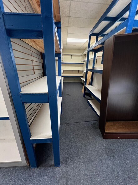 More Photos Of 900 4th St, Santa Rosa General Retail For Lease