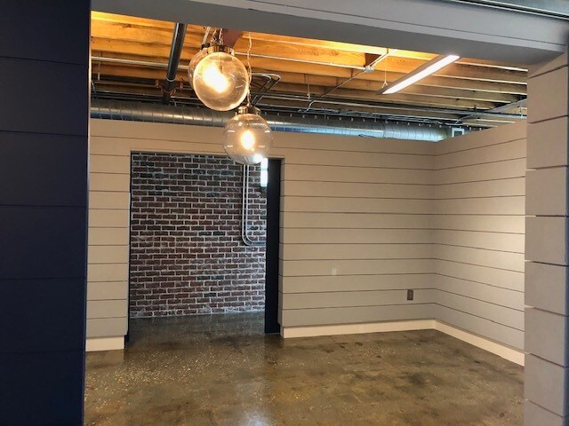 More Photos Of 624-626 New Bridge St, Jacksonville Storefront Retail Office For Sale