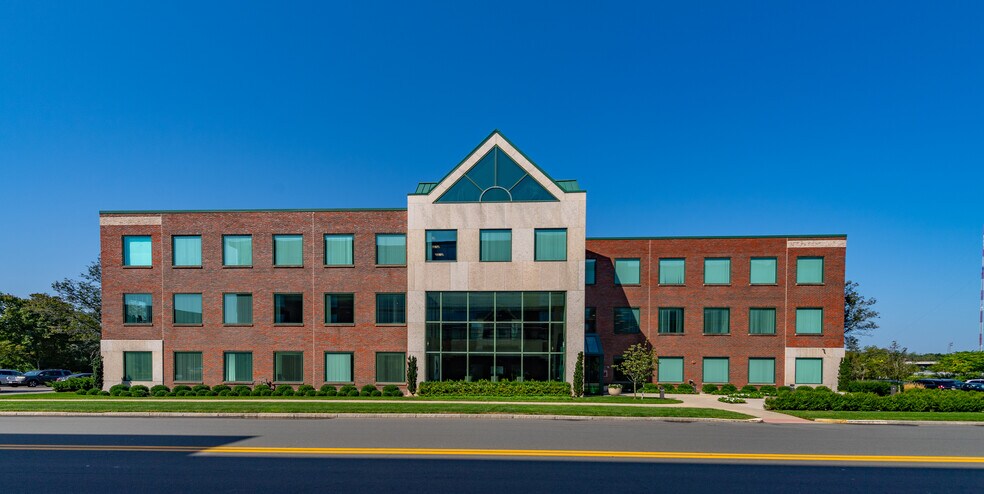 More Photos Of 197 First Ave, Needham Medical For Lease