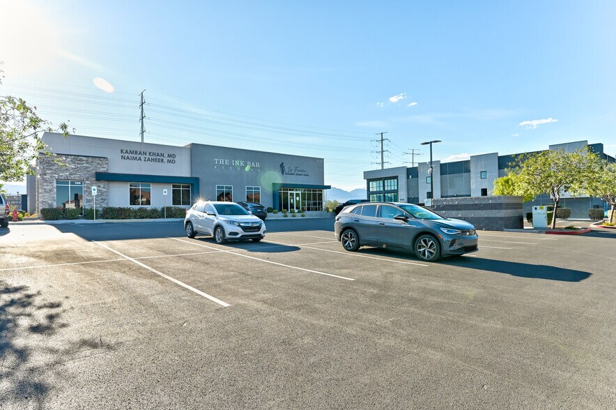 More Photos Of 5770 S Durango Dr, Las Vegas Medical For Sale