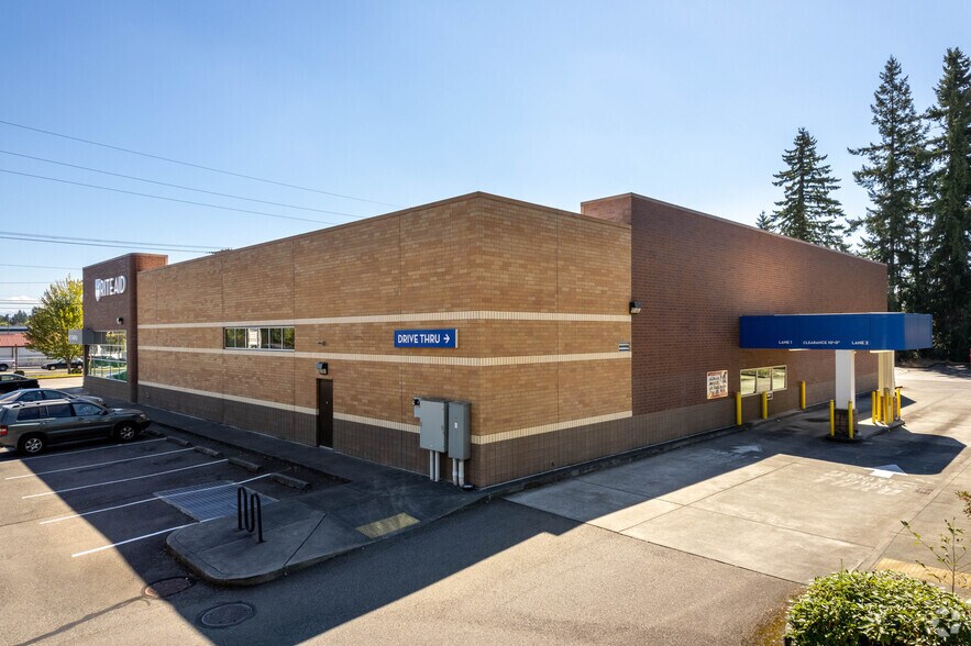More Photos Of 17615 140th Ave SE, Renton Freestanding For Lease
