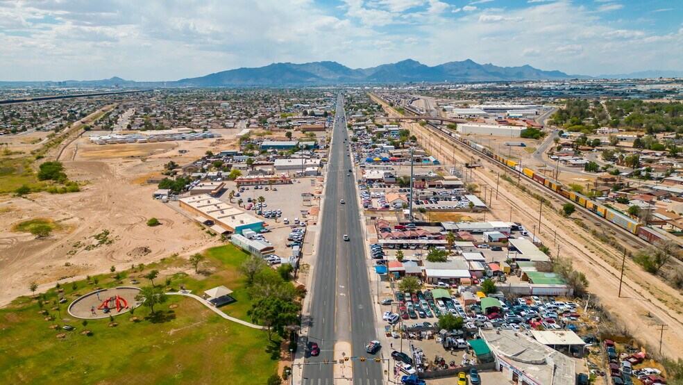 More Photos Of 7595 Alameda Ave, El Paso Land For Sale