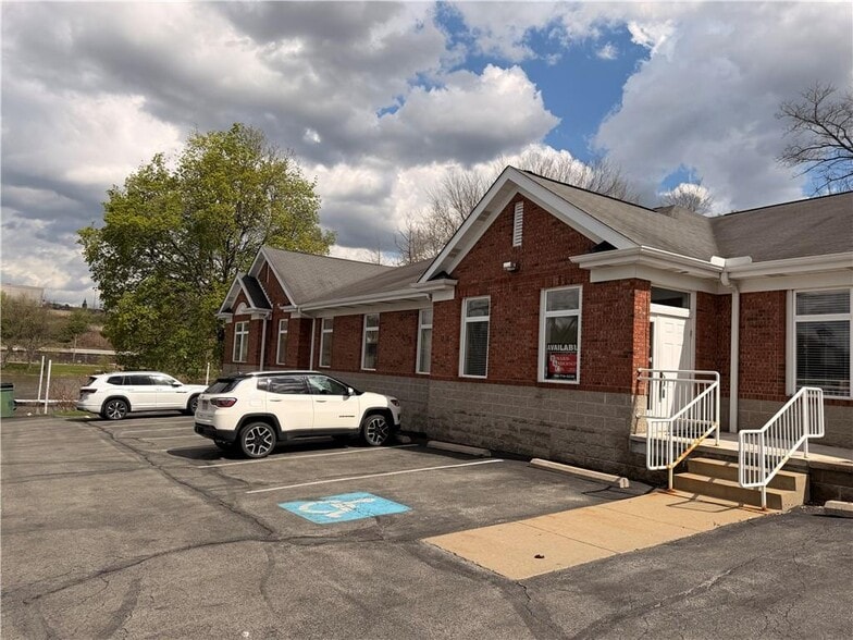 Primary Photo Of 93 Boundary Ln, Beaver Office For Sale