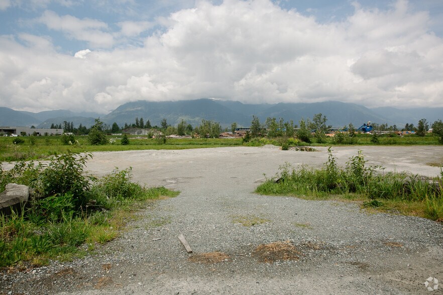 More Photos Of 7582 Cannor Rd, Chilliwack Land For Lease