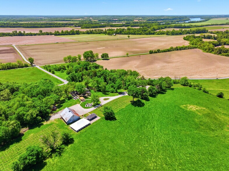 More Photos Of 15088 Boone Monument Rd, Marthasville Lodge Meeting Hall For Sale