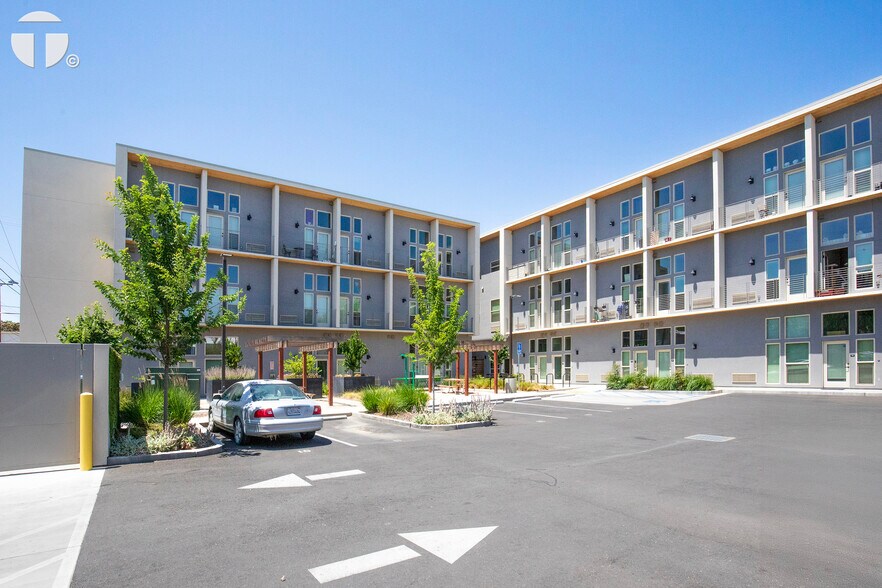 More Photos Of 820 S St, Sacramento Apartments For Sale