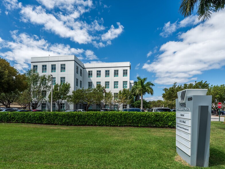 More Photos Of 8200 NW 33rd St, Doral Office For Lease