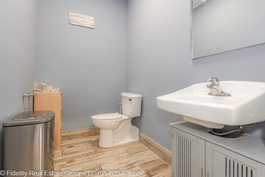 More Photos Of 3651 NW 120th Ave, Coral Springs Warehouse For Lease