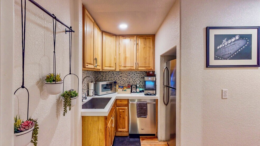 More Photos Of 3889 S Eastern Ave, Las Vegas Office For Sale