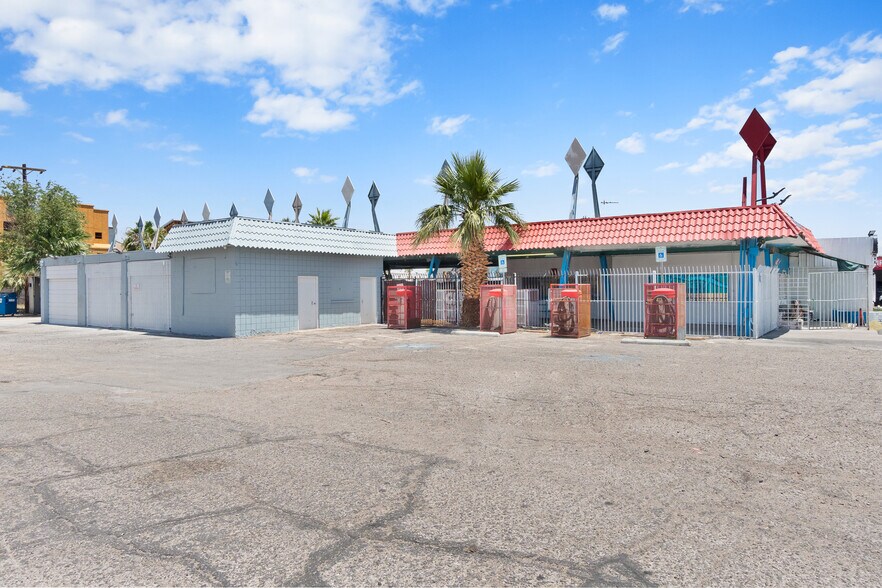 Primary Photo Of 1961 E Charleston Blvd, Las Vegas Carwash For Lease