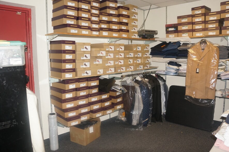 More Photos Of 53 E Ridgewood Ave, Ridgewood Freestanding For Sale