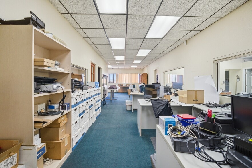 More Photos Of 2315 Pacific Coast Hwy, Lomita Storefront Retail Office For Sale