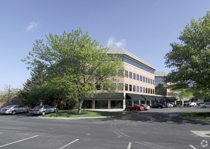 More Photos Of 7965 N High St, Columbus Coworking Space