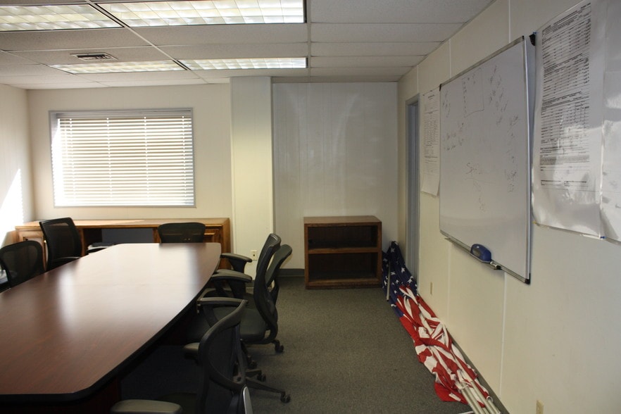 More Photos Of 3915 W Wall St, Midland Auto Dealership For Sale