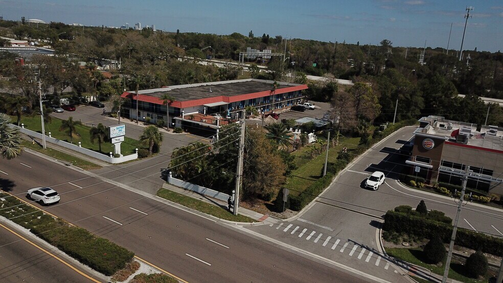 More Photos Of 4400 34th St S, Saint Petersburg Hotel For Sale