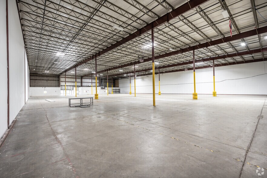 More Photos Of 8221 Preston Ct, Jessup Warehouse For Lease