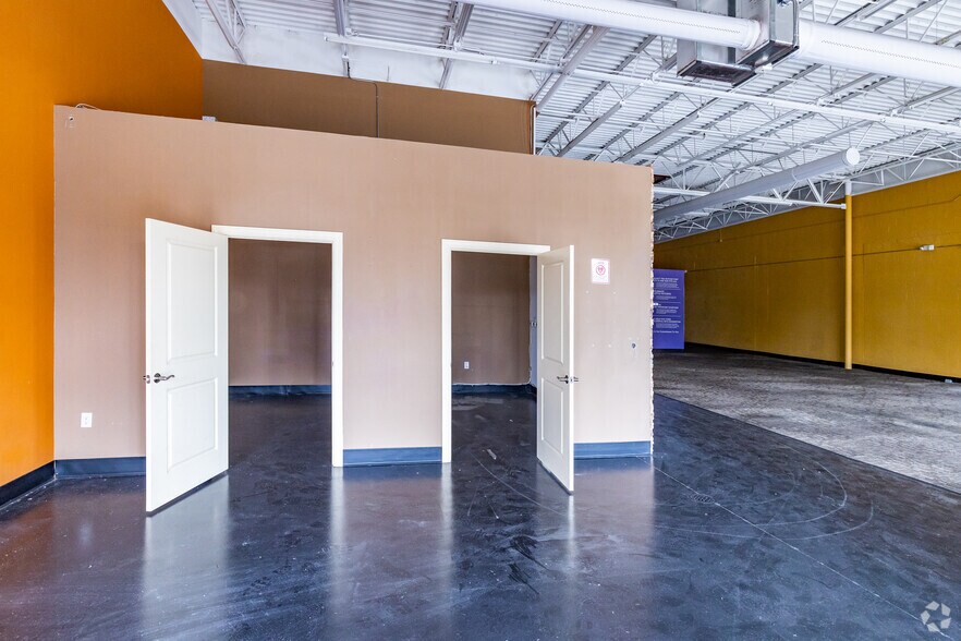 More Photos Of 3130-3150 Tampa Rd, Oldsmar Unknown For Lease